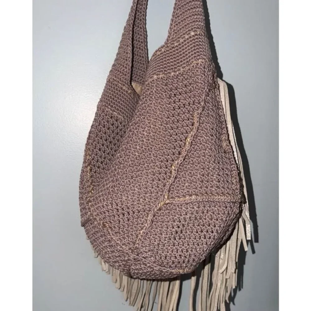 The Sak Back to Bali LTD hobo fringe bag